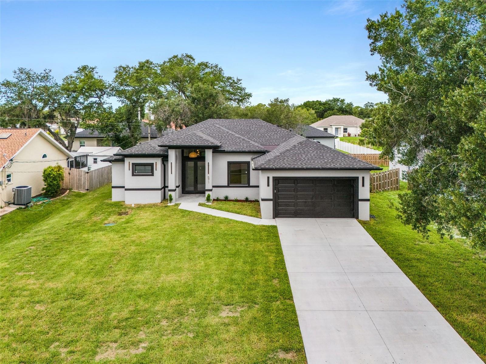 571 PRESQUE ISLE DR, PORT CHARLOTTE, FL, 33954