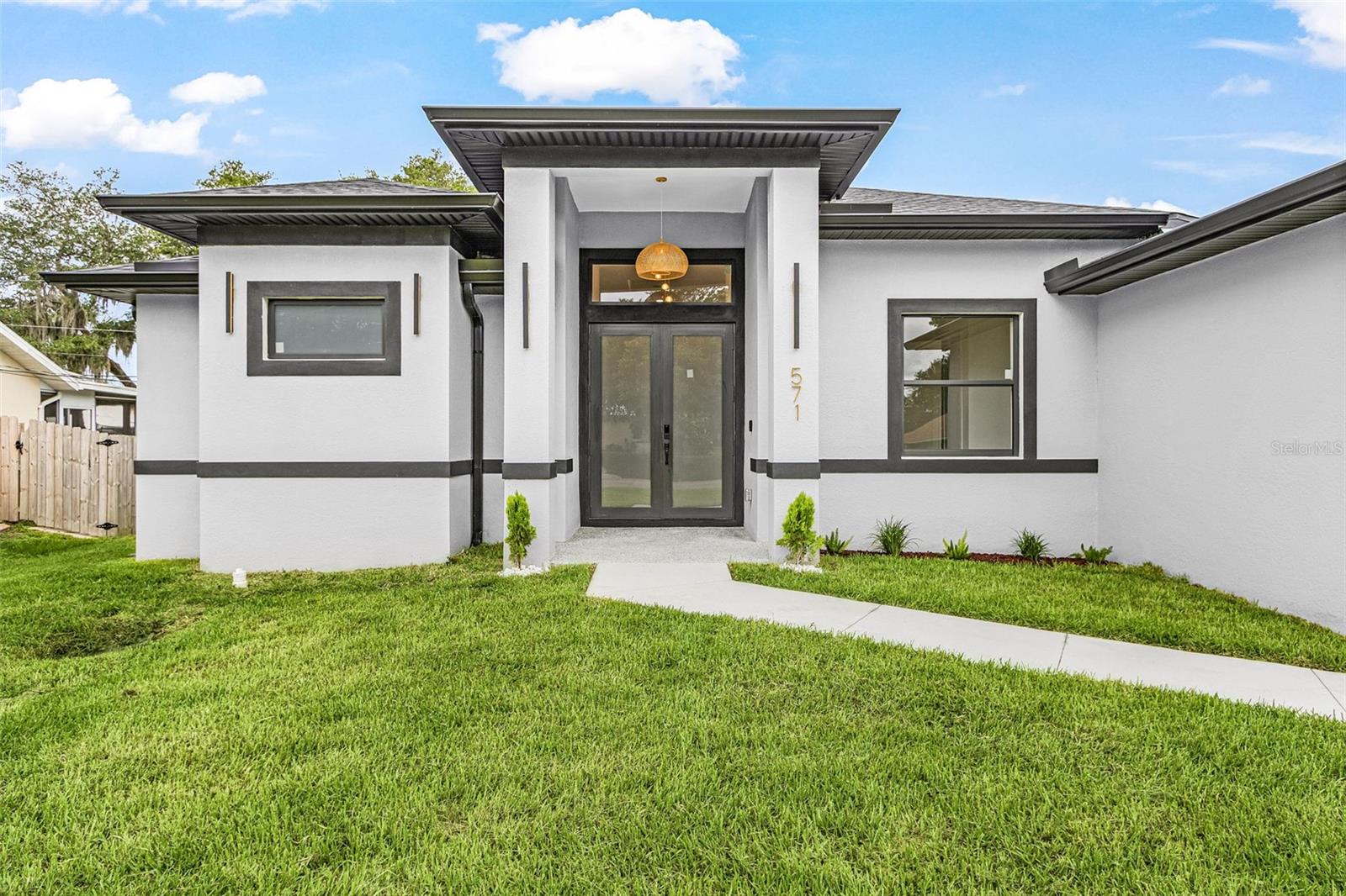 571 PRESQUE ISLE DR, PORT CHARLOTTE, FL, 33954