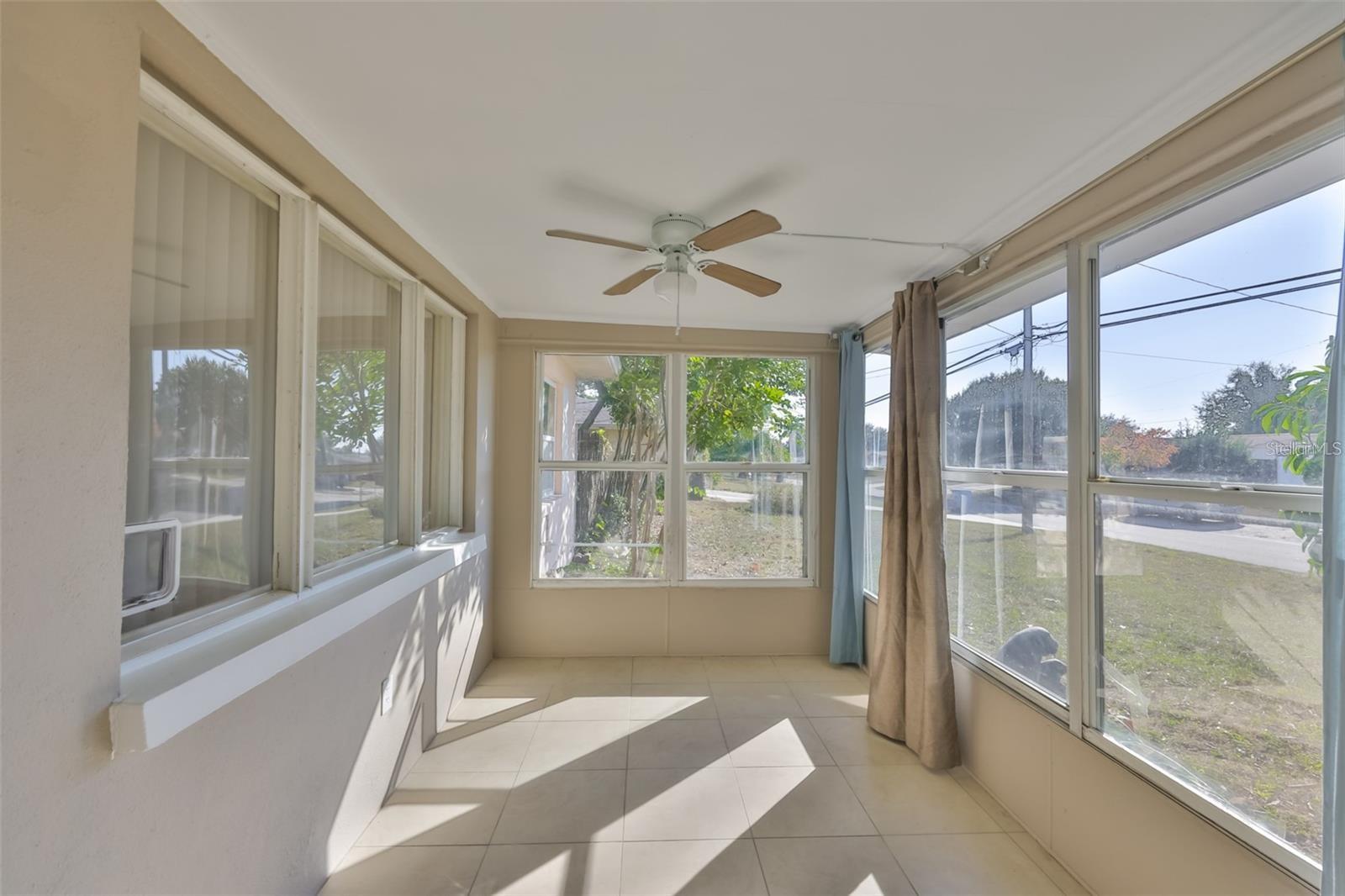 72 LAKE SHORE DR, PALM HARBOR, FL, 34684