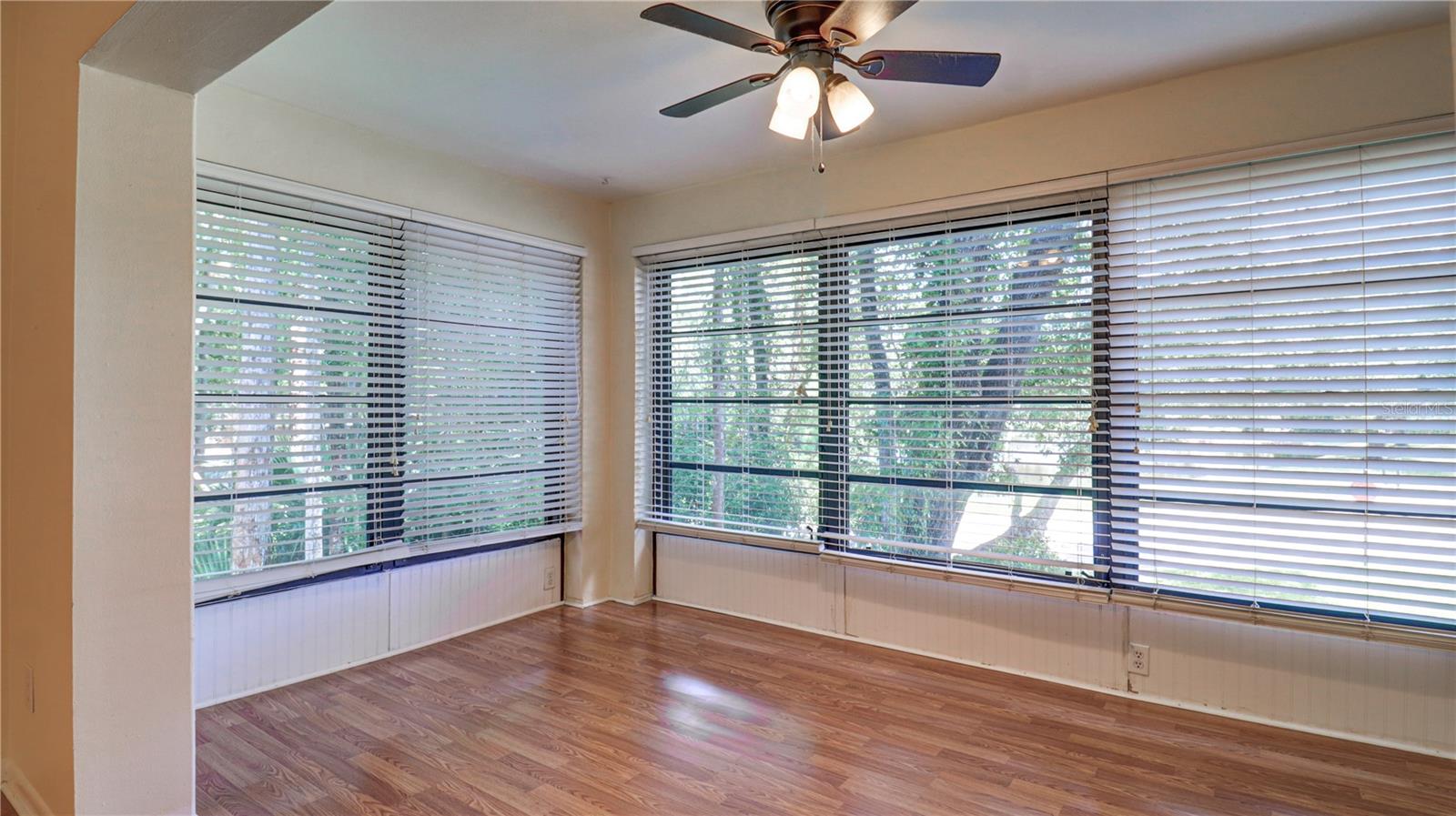 3399 MERMOOR DR #207, PALM HARBOR, FL, 34685