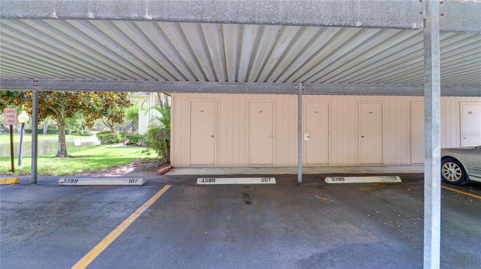 3399 MERMOOR DR #207, PALM HARBOR, FL, 34685