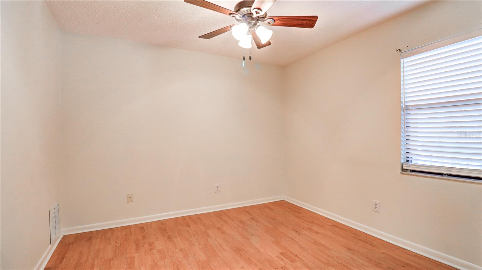 3399 MERMOOR DR #207, PALM HARBOR, FL, 34685