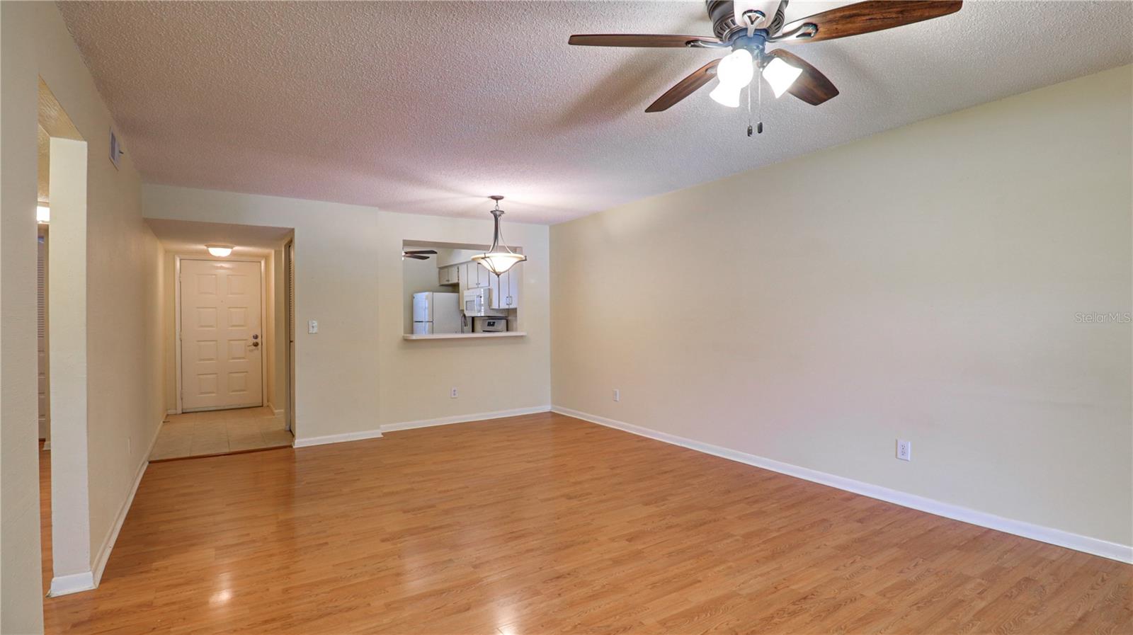 3399 MERMOOR DR #207, PALM HARBOR, FL, 34685