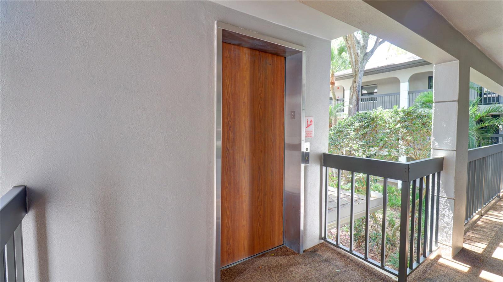 3399 MERMOOR DR #207, PALM HARBOR, FL, 34685