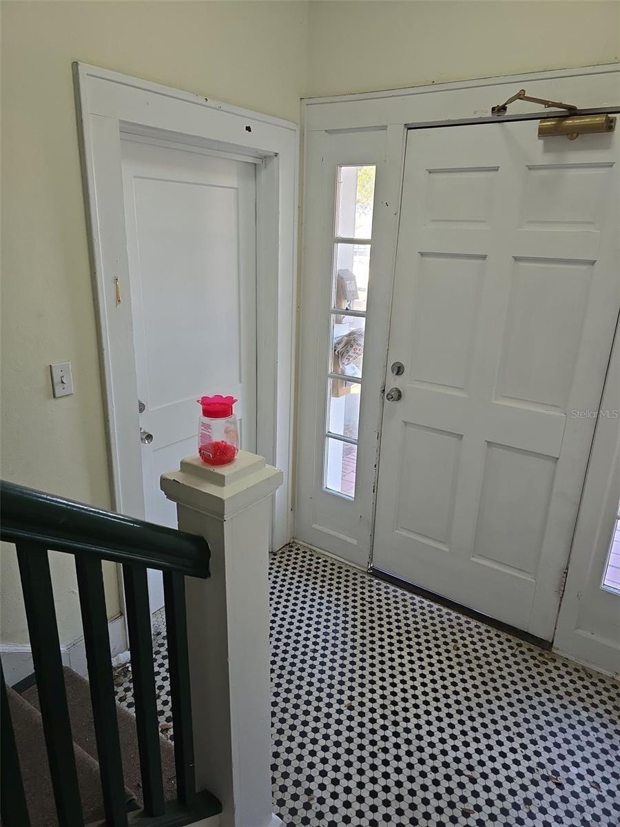 4905 N CENTRAL AVE #1, TAMPA, FL, 33603