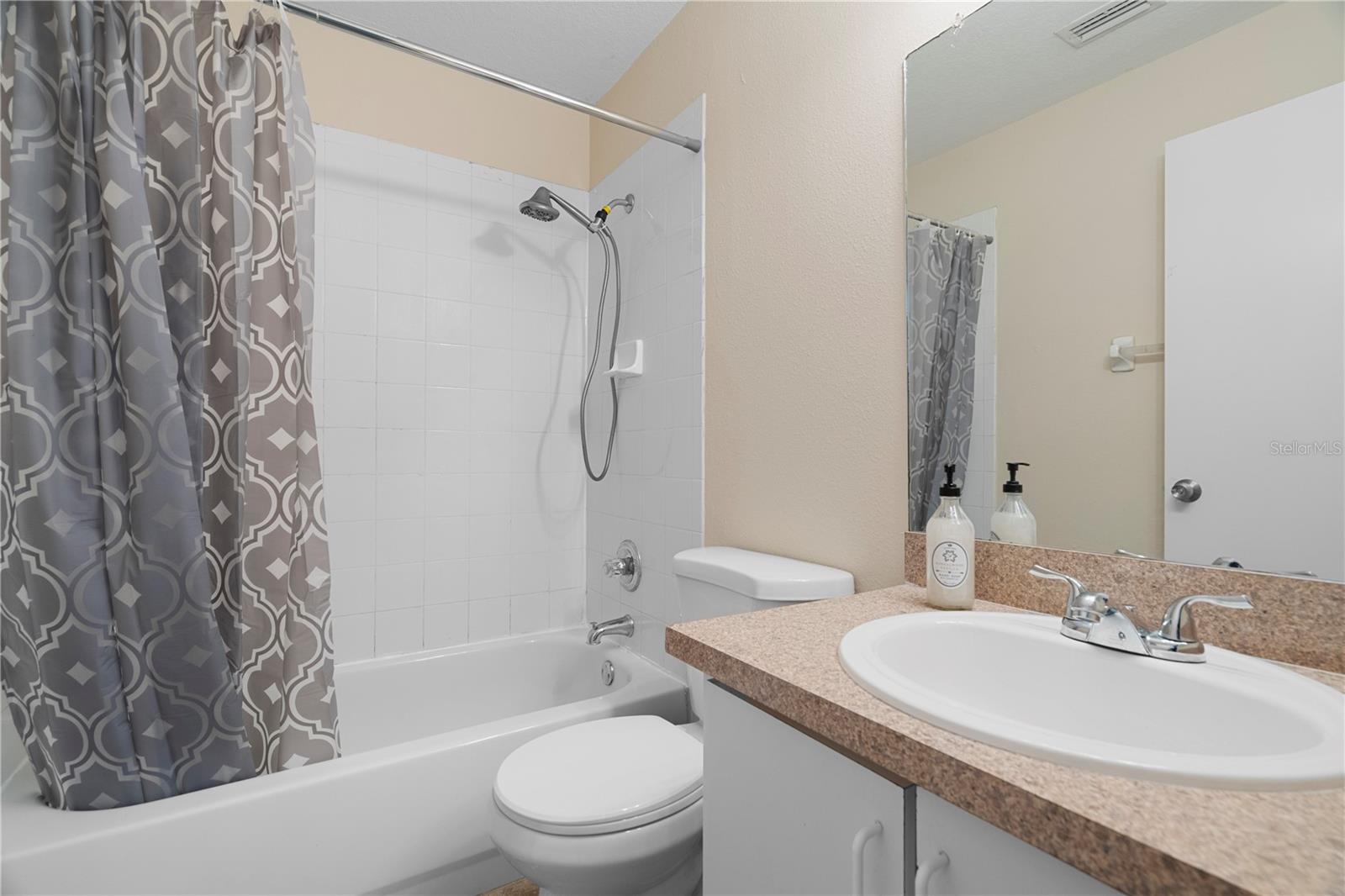 39784 MEADOWOOD LOOP, ZEPHYRHILLS, FL, 33542