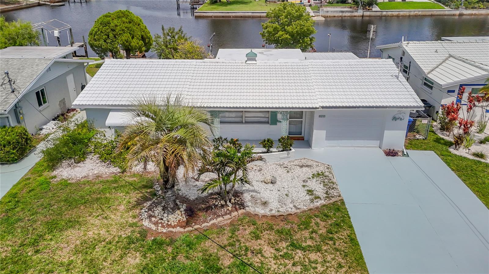 12524 5TH ISLE, HUDSON, FL, 34667