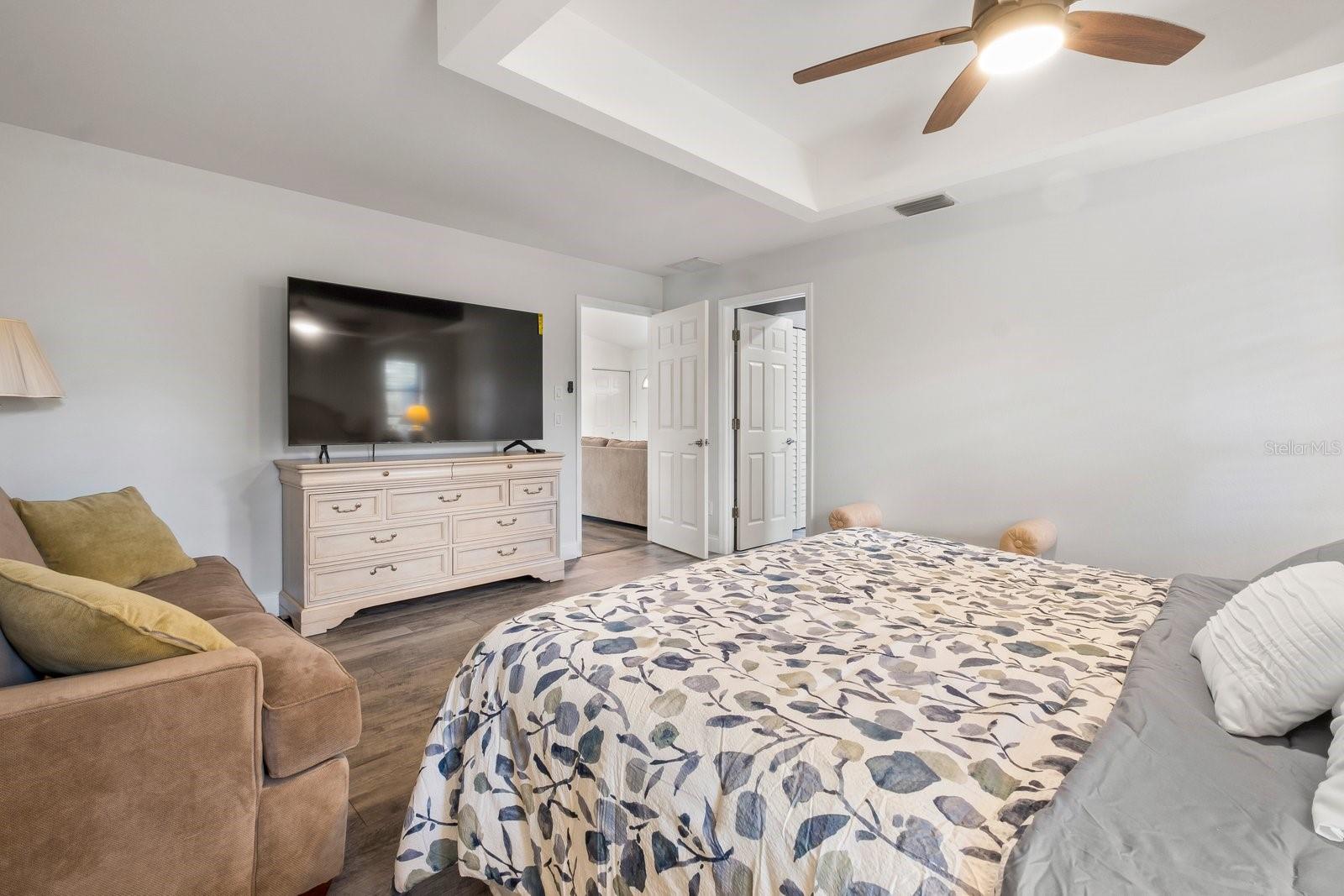 9080 CALOOSA DR, VENICE, FL, 34293