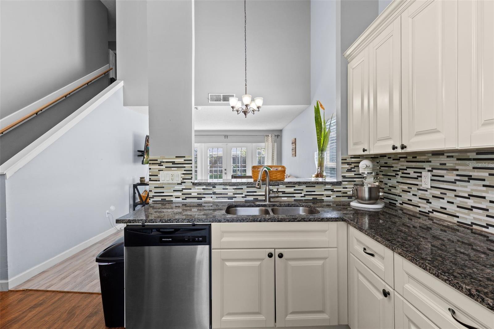16205 COPPERFIELD DR, TAMPA, FL, 33618