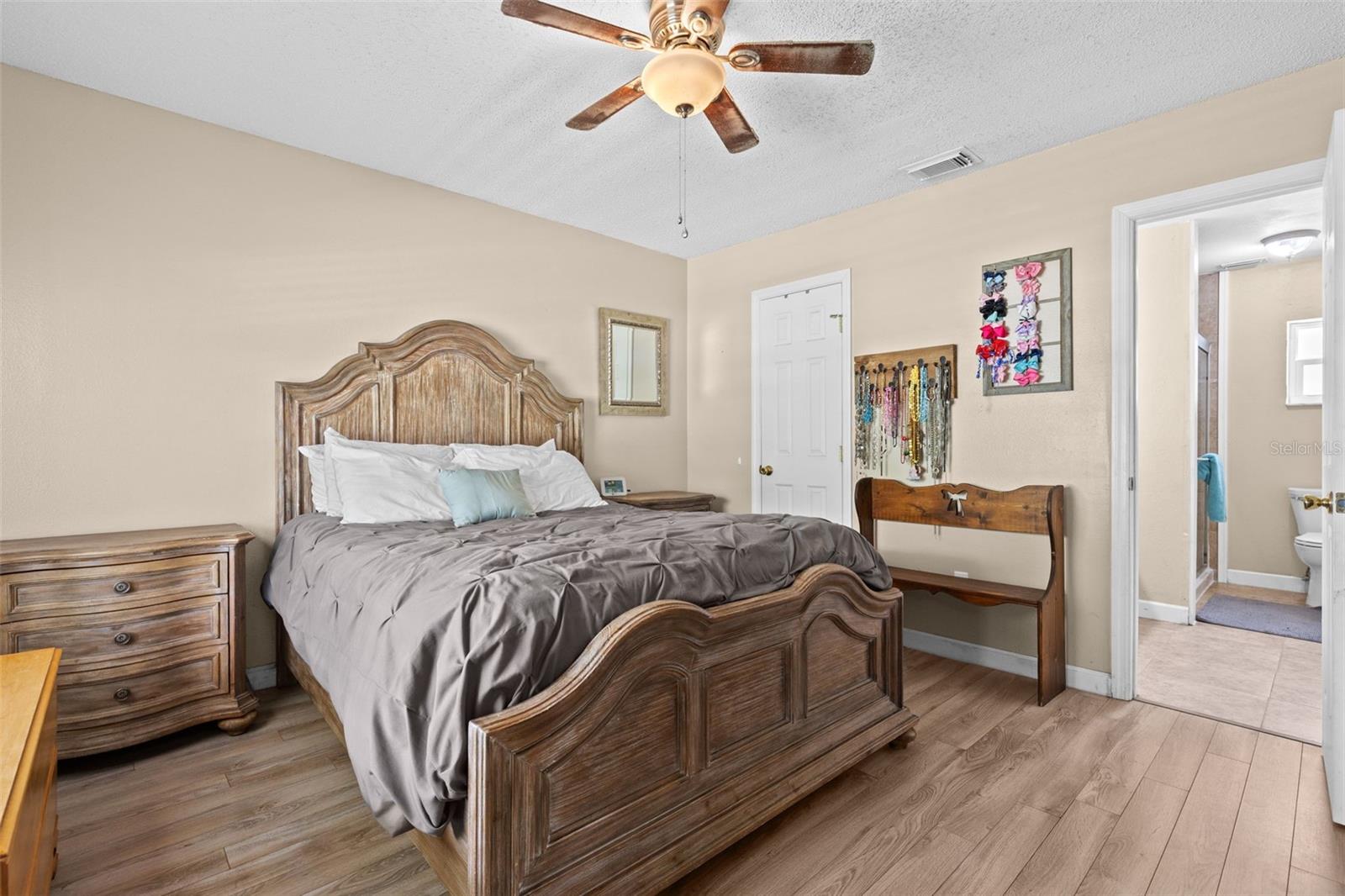 16205 COPPERFIELD DR, TAMPA, FL, 33618