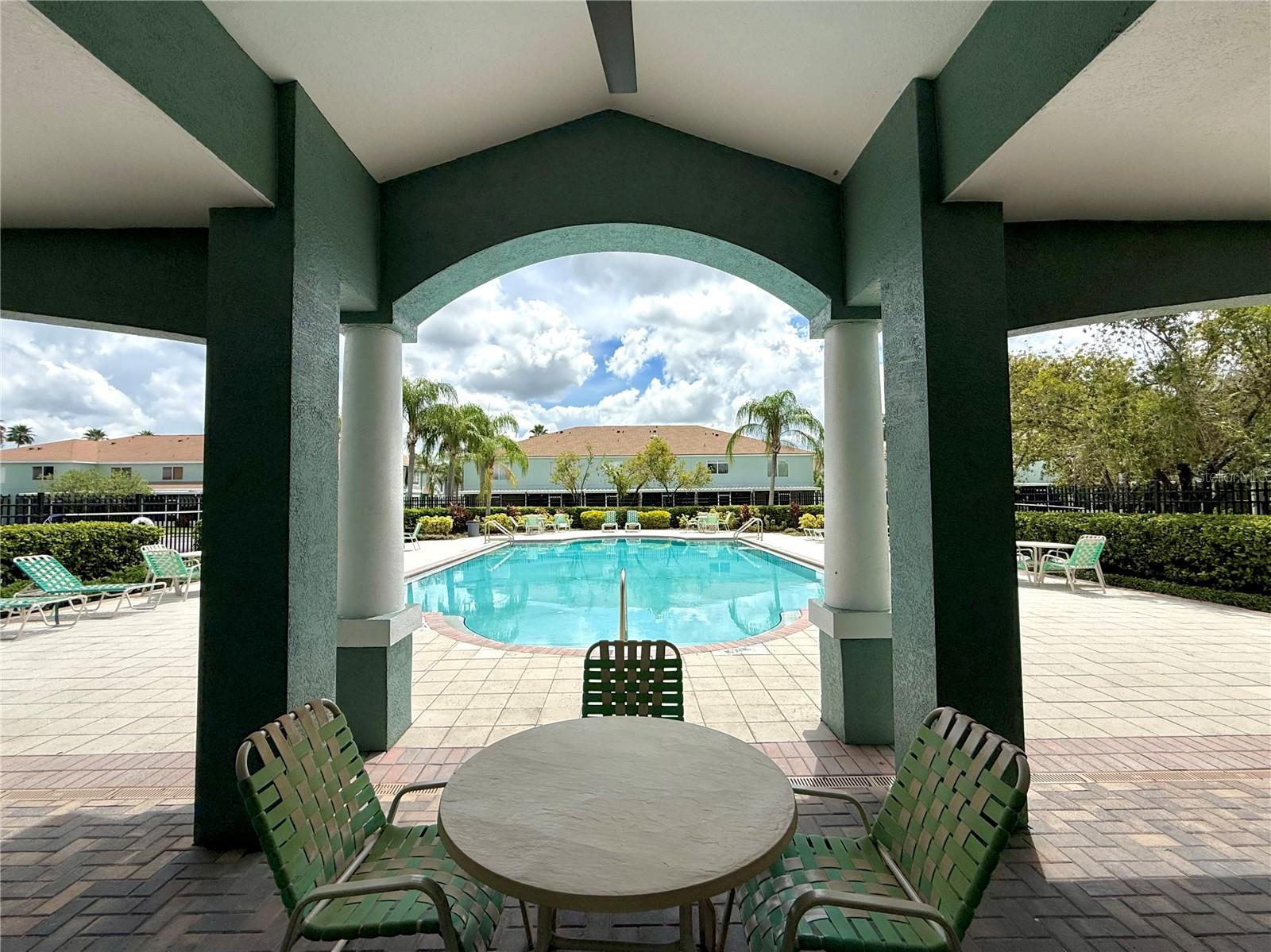 2035 FLUORSHIRE DR, BRANDON, FL, 33511