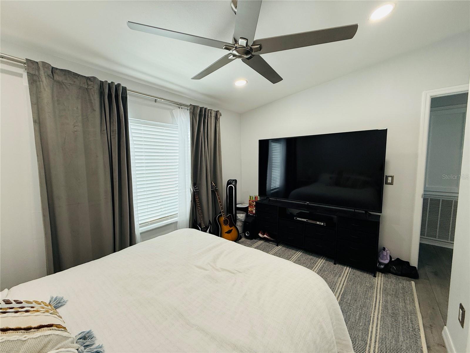 4851 W GANDY BLVD #5C, TAMPA, FL, 33611