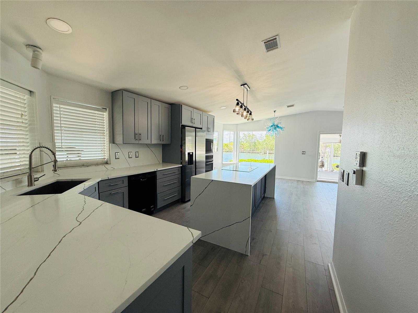 4851 W GANDY BLVD #5C, TAMPA, FL, 33611
