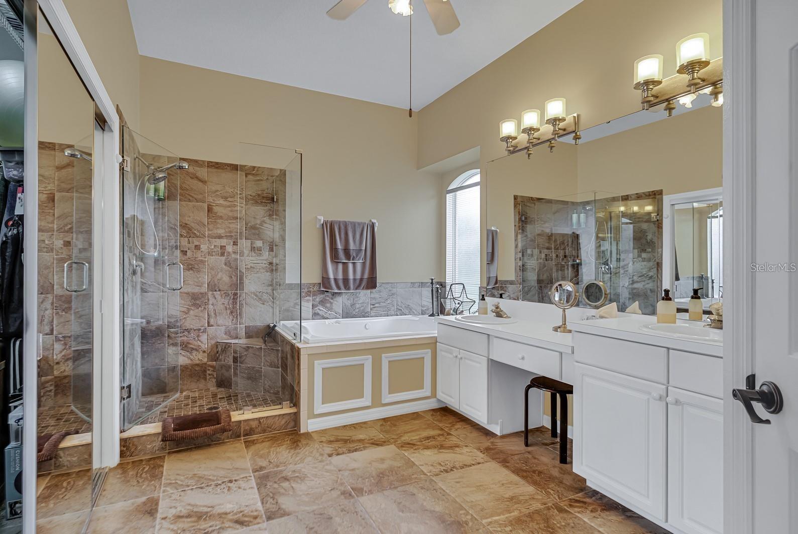 13903 BLUEWATER CIR, ORLANDO, FL, 32828