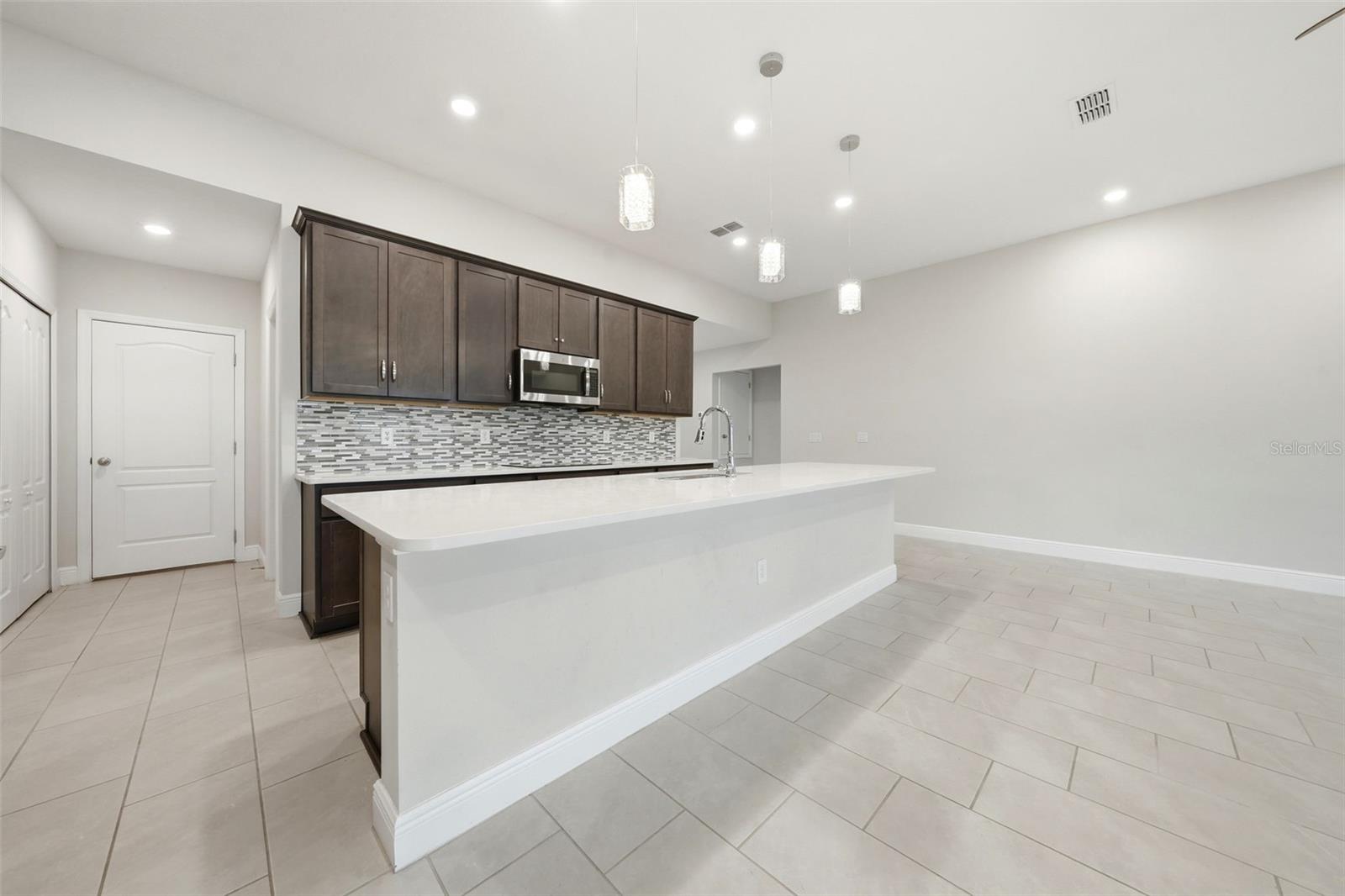 2524 CARRIAGE POINTE LOOP, APOPKA, FL, 32712
