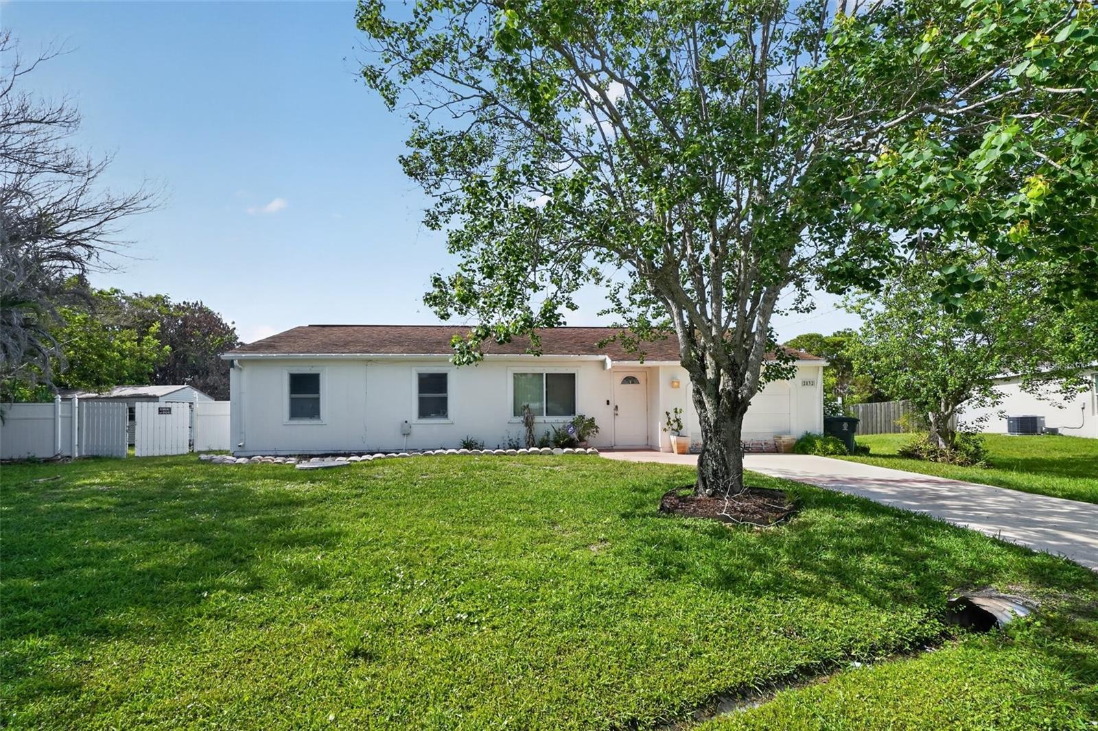 2832 SE GANTRY CT, PORT ST LUCIE, FL, 34952