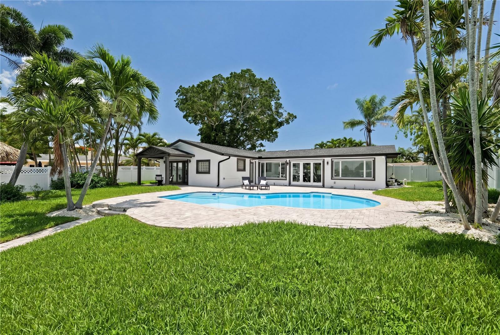 7905 9TH AVE S, ST PETERSBURG, FL, 33707