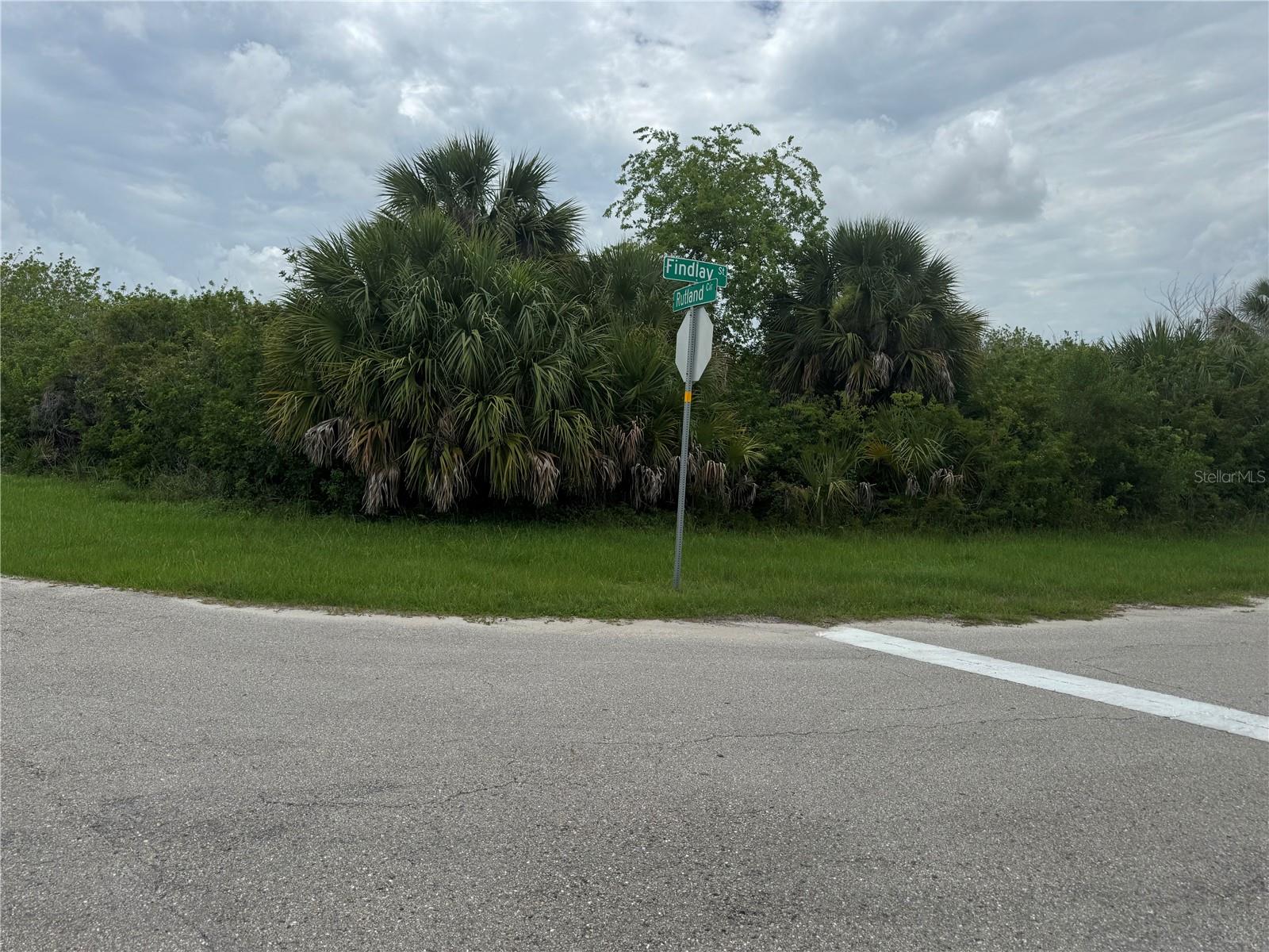 379 FINDLAY ST, PORT CHARLOTTE, FL, 33954