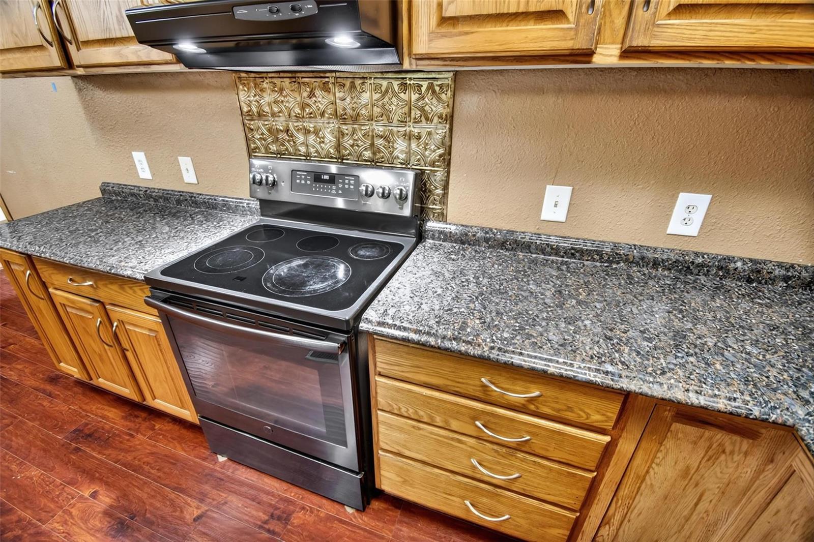 156 KINGFISH RD, POMONA PARK, FL, 32181