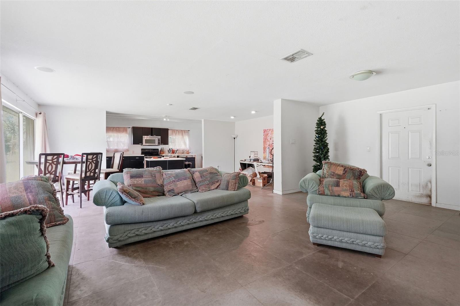 832 S PARSONS AVE, BRANDON, FL, 33511