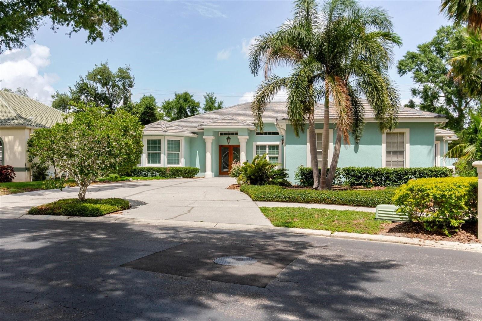 13510 WESTSHIRE DR, TAMPA, FL, 33618