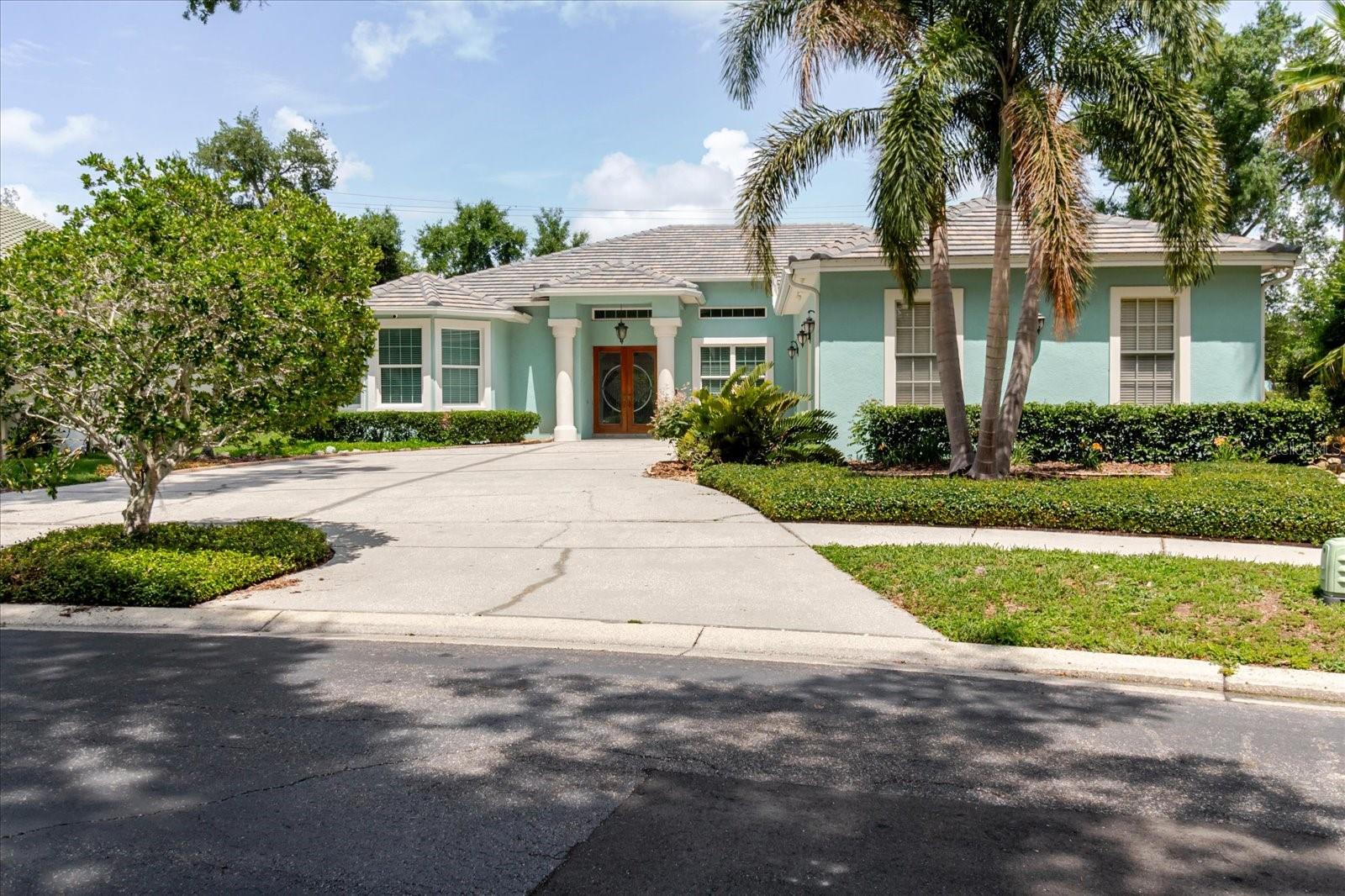 13510 WESTSHIRE DR, TAMPA, FL, 33618