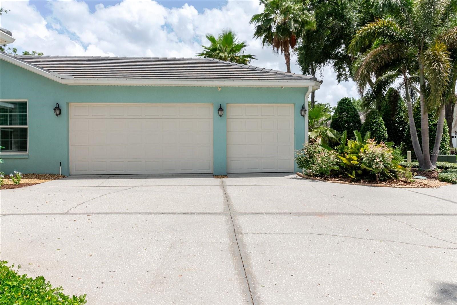 13510 WESTSHIRE DR, TAMPA, FL, 33618