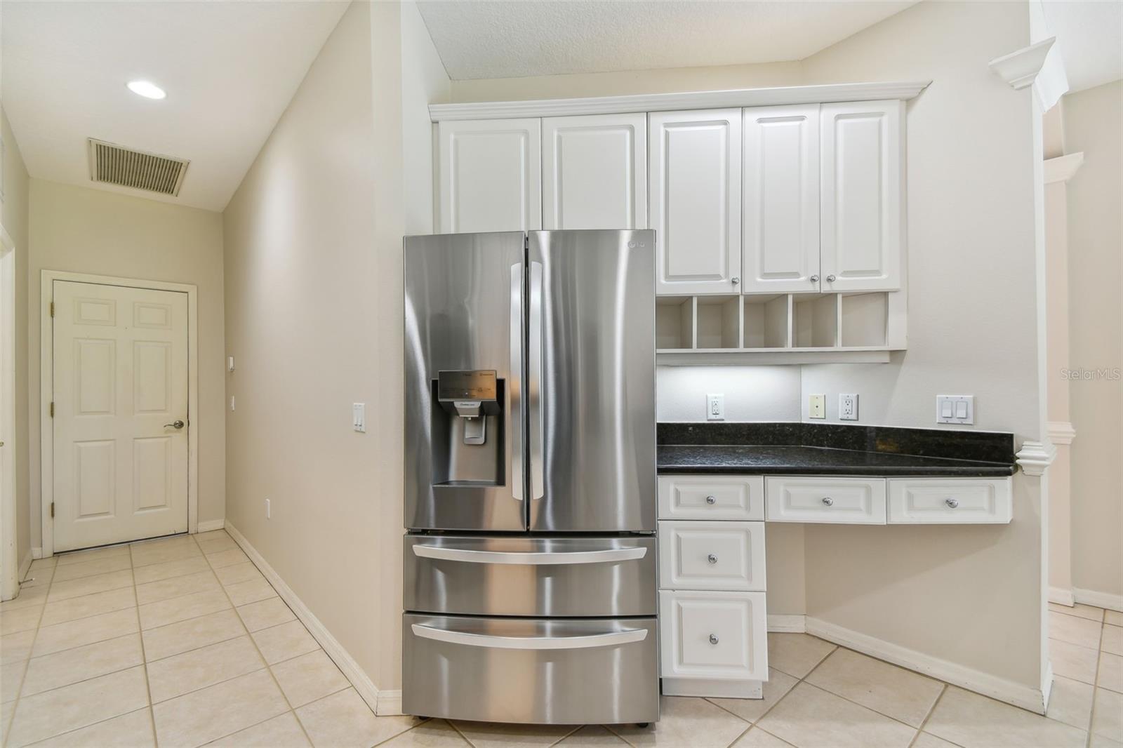 6815 HONEYSUCKLE TRL, LAKEWOOD RANCH, FL, 34202