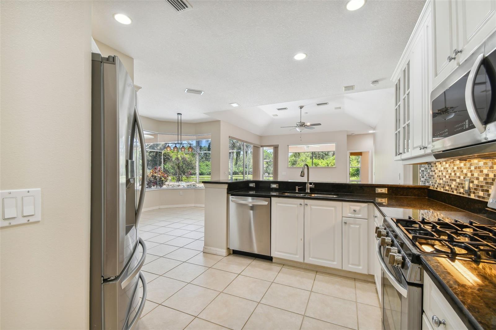 6815 HONEYSUCKLE TRL, LAKEWOOD RANCH, FL, 34202
