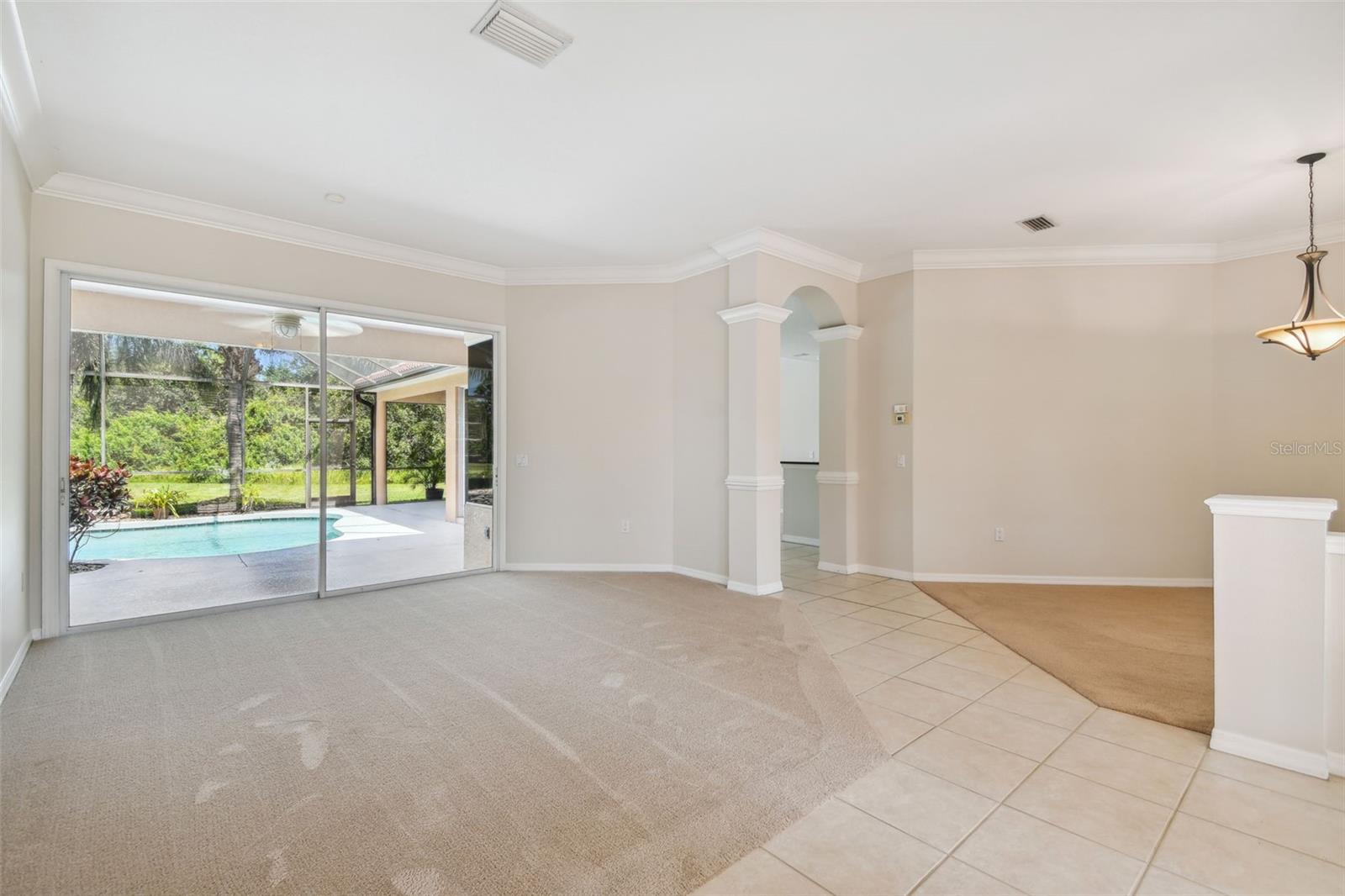 6815 HONEYSUCKLE TRL, LAKEWOOD RANCH, FL, 34202
