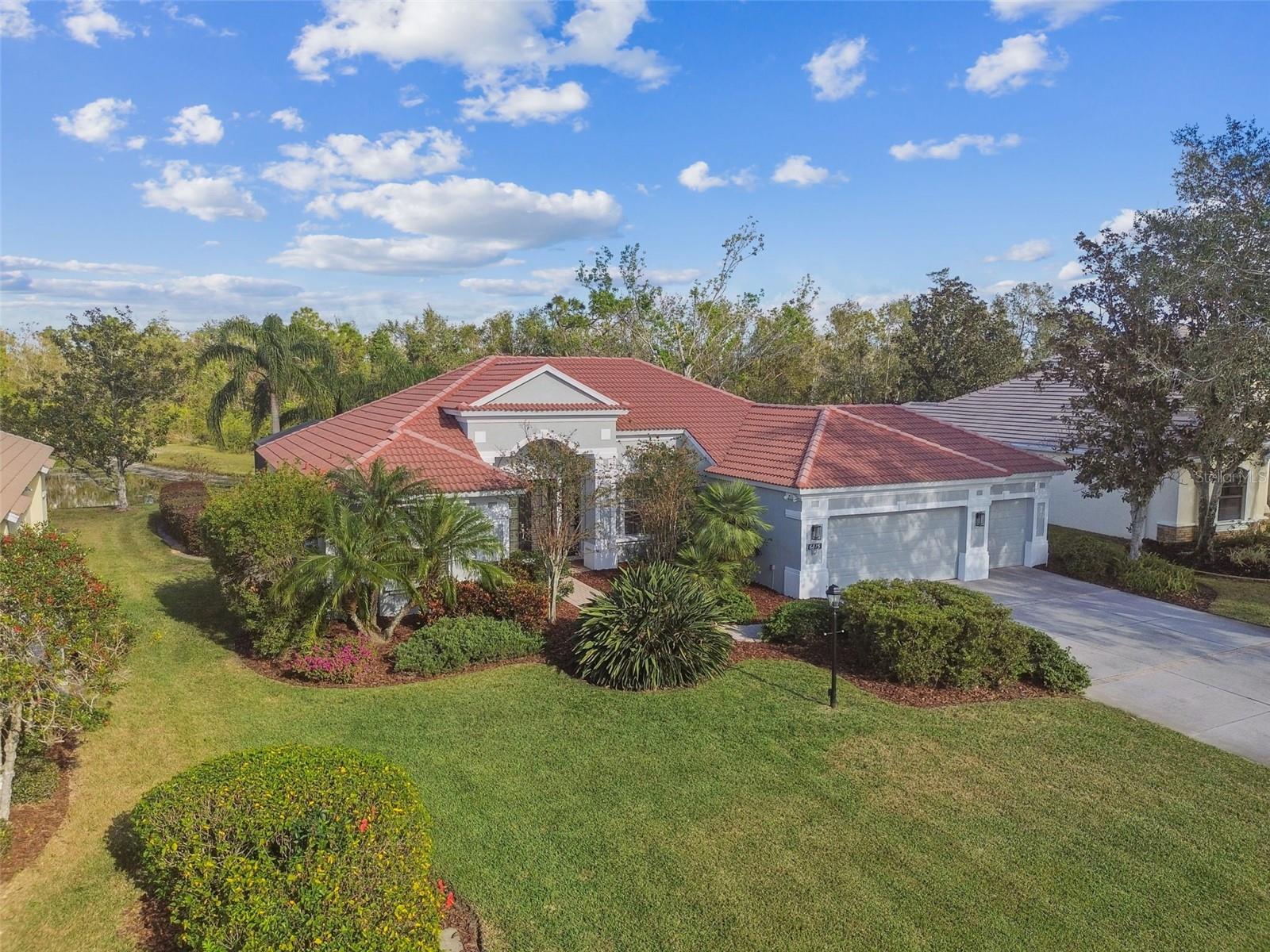 6815 HONEYSUCKLE TRL, LAKEWOOD RANCH, FL, 34202