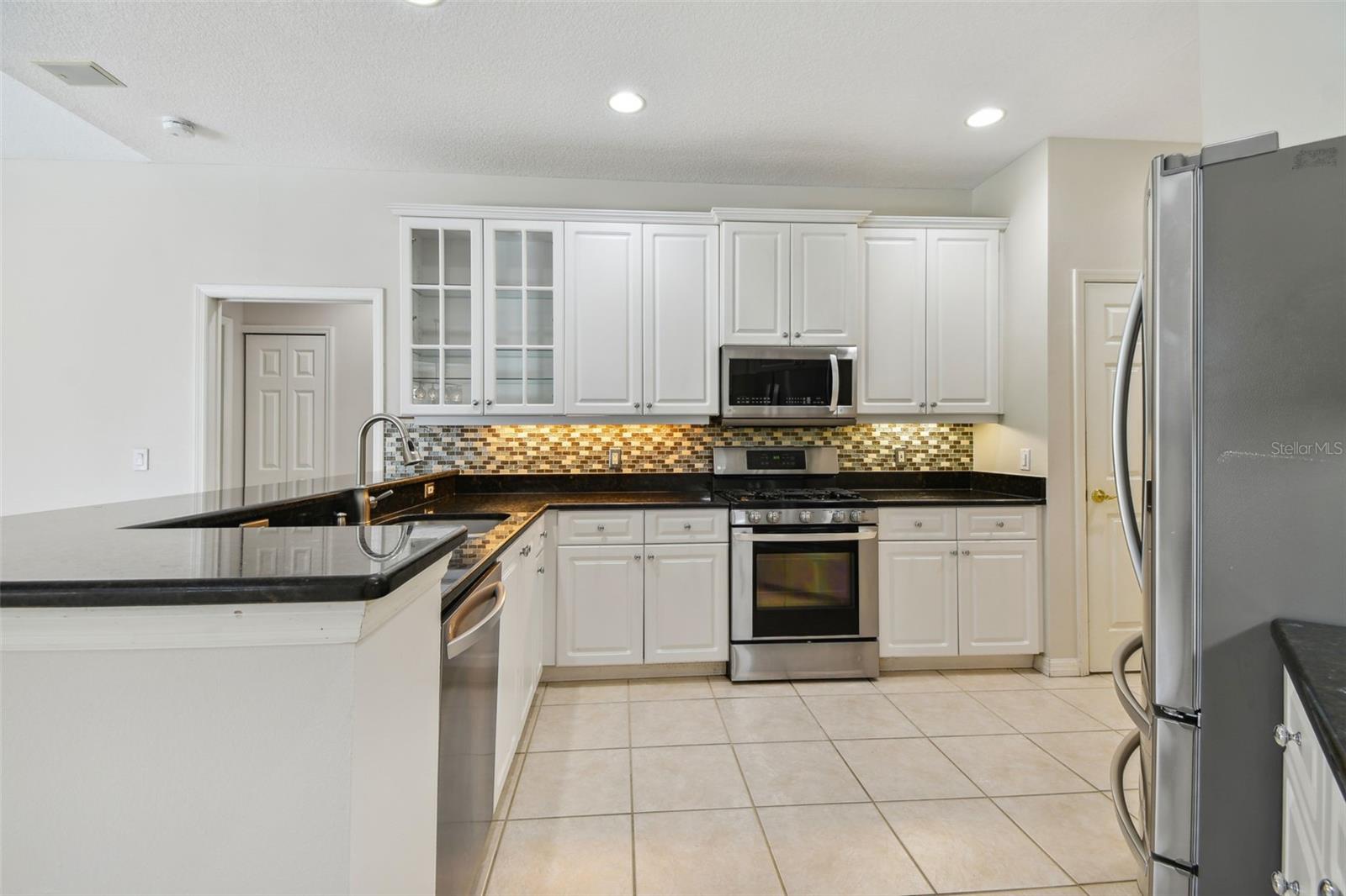 6815 HONEYSUCKLE TRL, LAKEWOOD RANCH, FL, 34202