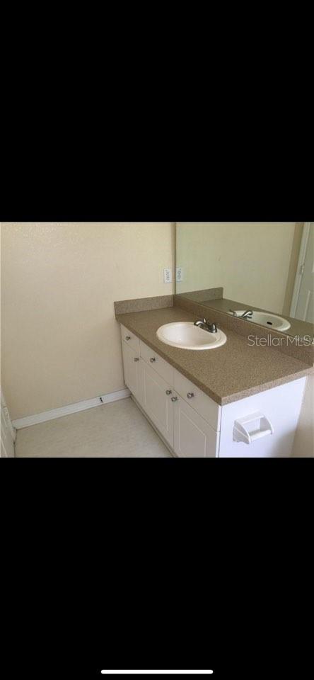 18001 RICHMOND PLACE DR #220, TAMPA, FL, 33647