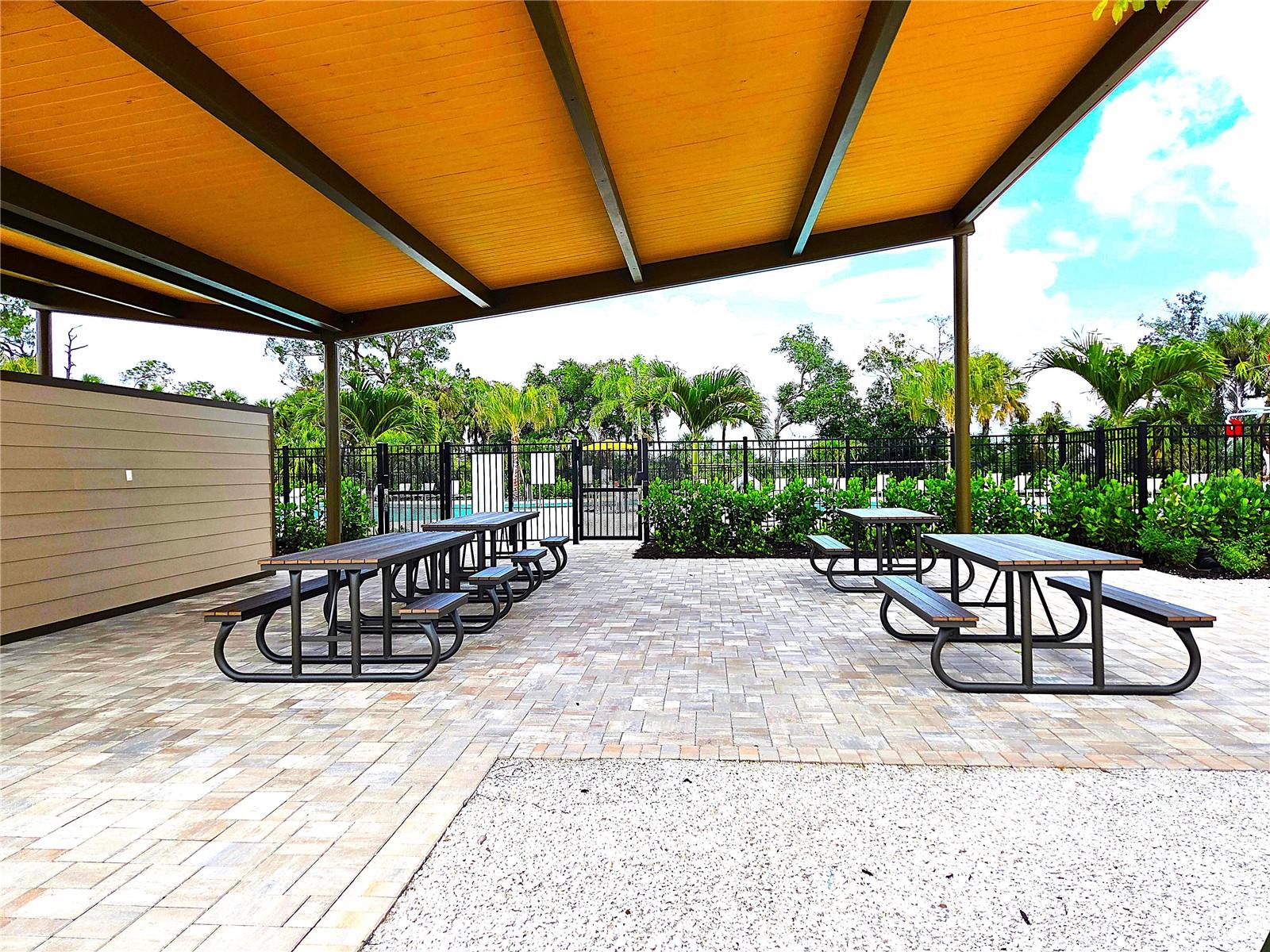 10646 HIDDEN BANKS GLN, PARRISH, FL, 34219