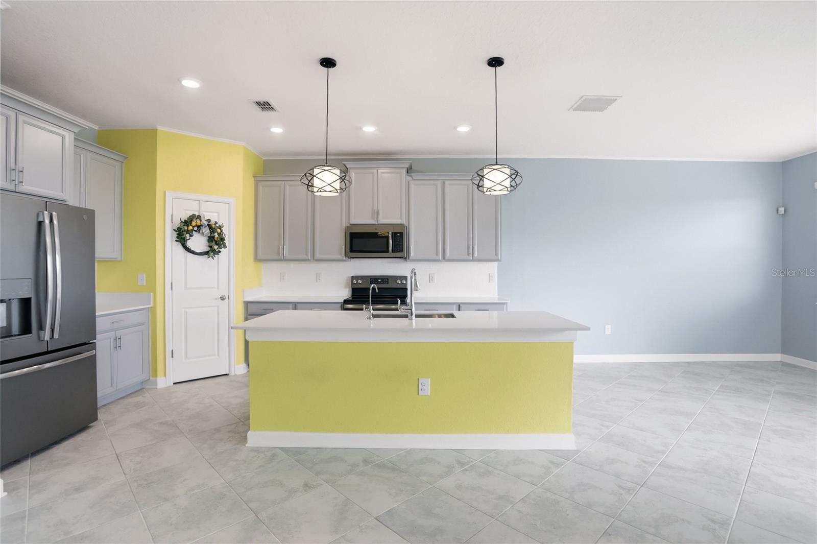 8700 PACIFIC DUNES DR, DAVENPORT, FL, 33896