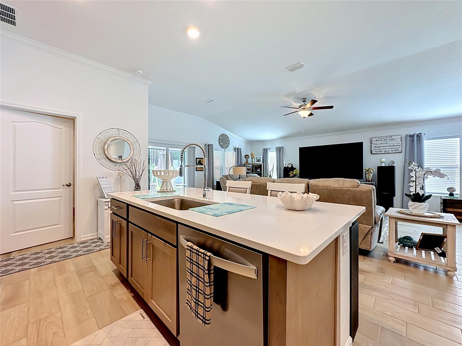 153 GREENWOOD DR, PALM COAST, FL, 32137