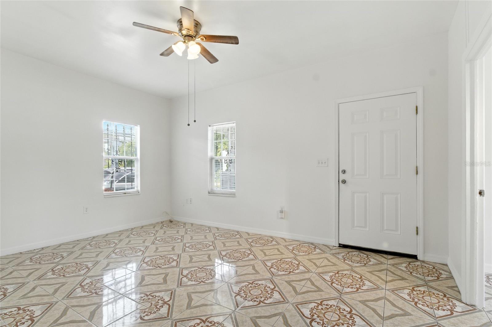 1303 E 26TH AVE, TAMPA, FL, 33605