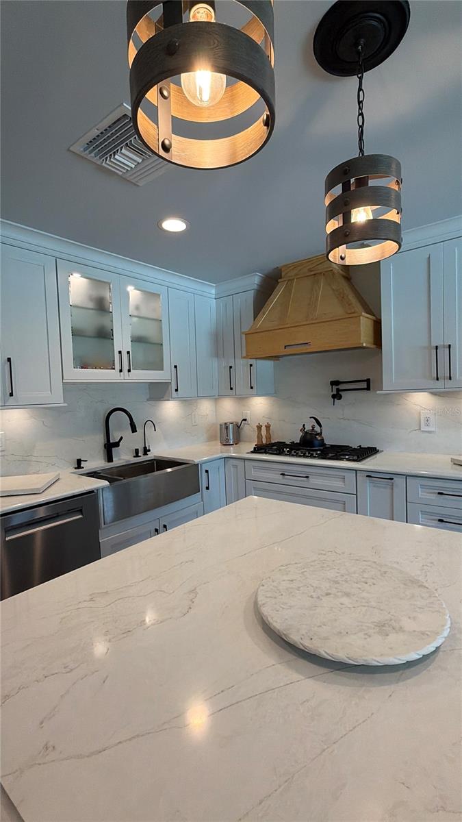 3921 BELLE VISTA DR E, ST PETE BEACH, FL, 33706