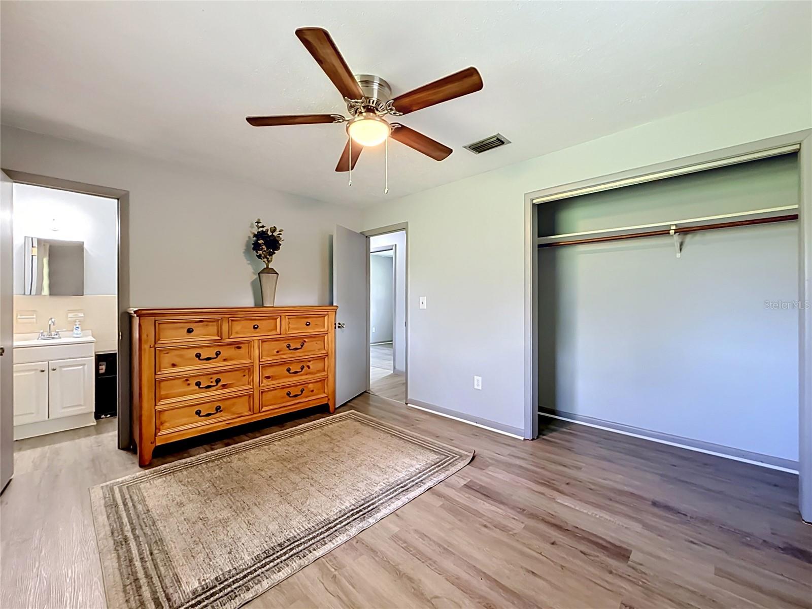 910 NE 45TH ST, OCALA, FL, 34479