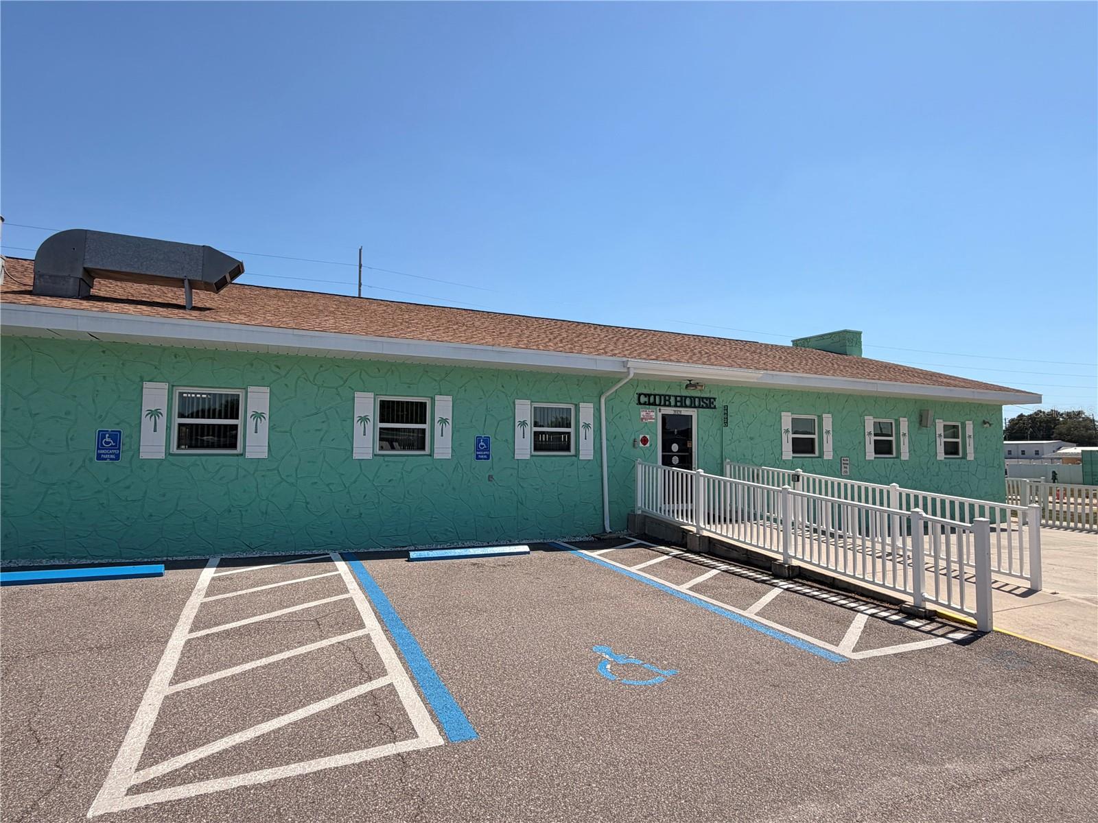 38533 LANSING AVE, ZEPHYRHILLS, FL, 33542