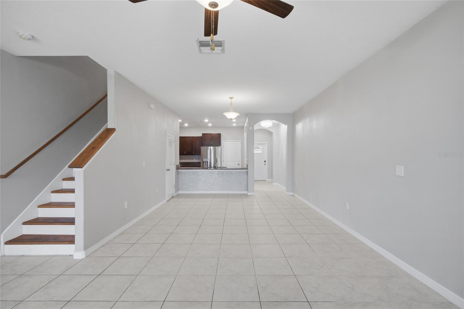 724 ROYAL EMPRESS DR, RUSKIN, FL, 33570