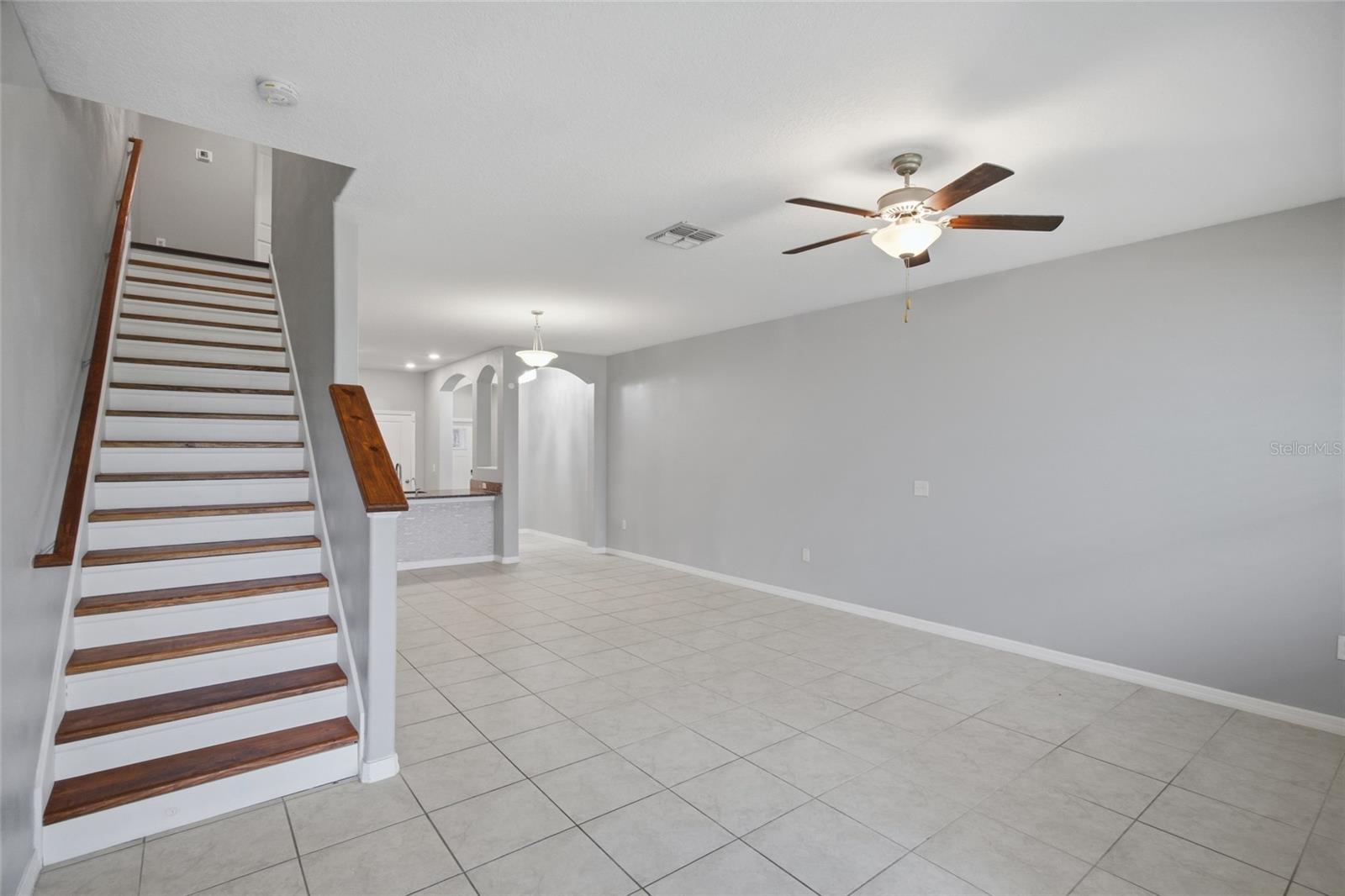 724 ROYAL EMPRESS DR, RUSKIN, FL, 33570