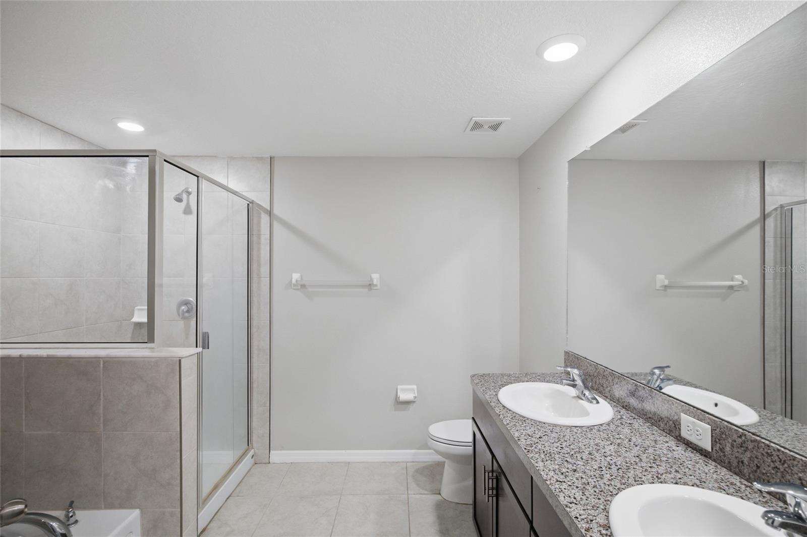 724 ROYAL EMPRESS DR, RUSKIN, FL, 33570