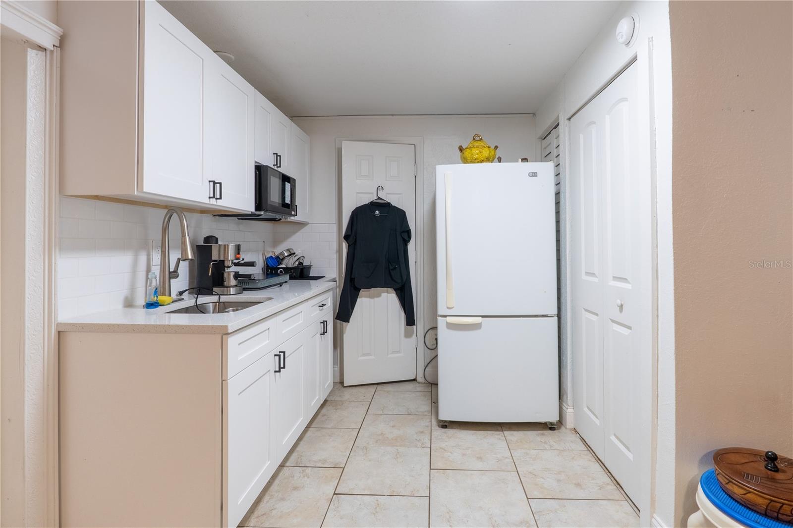 8819 W BROAD ST, TAMPA, FL, 33615