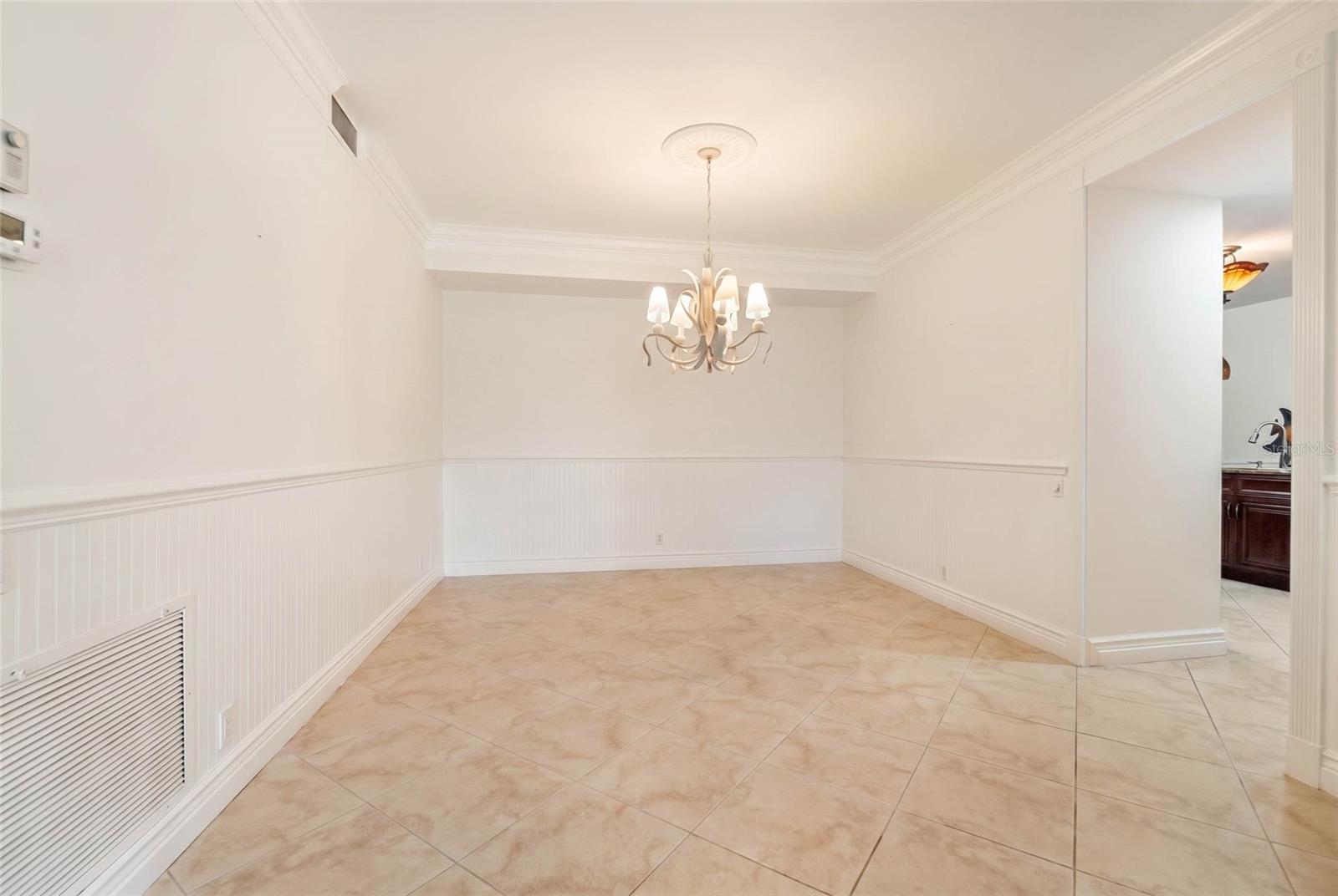 7600 FAIRWAY WOODS DR #204, SARASOTA, FL, 34238