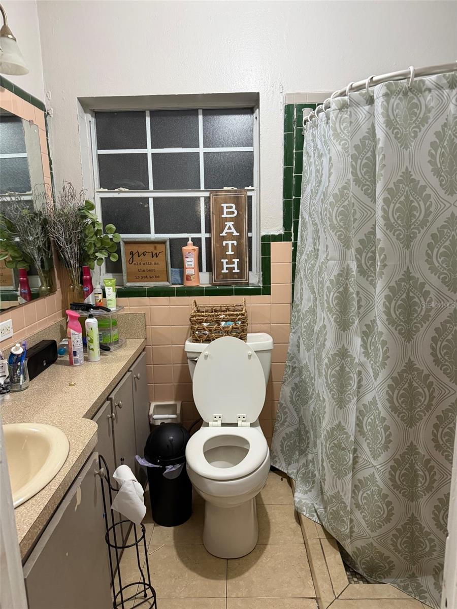 1306 E 26TH AVE #1/2, TAMPA, FL, 33605