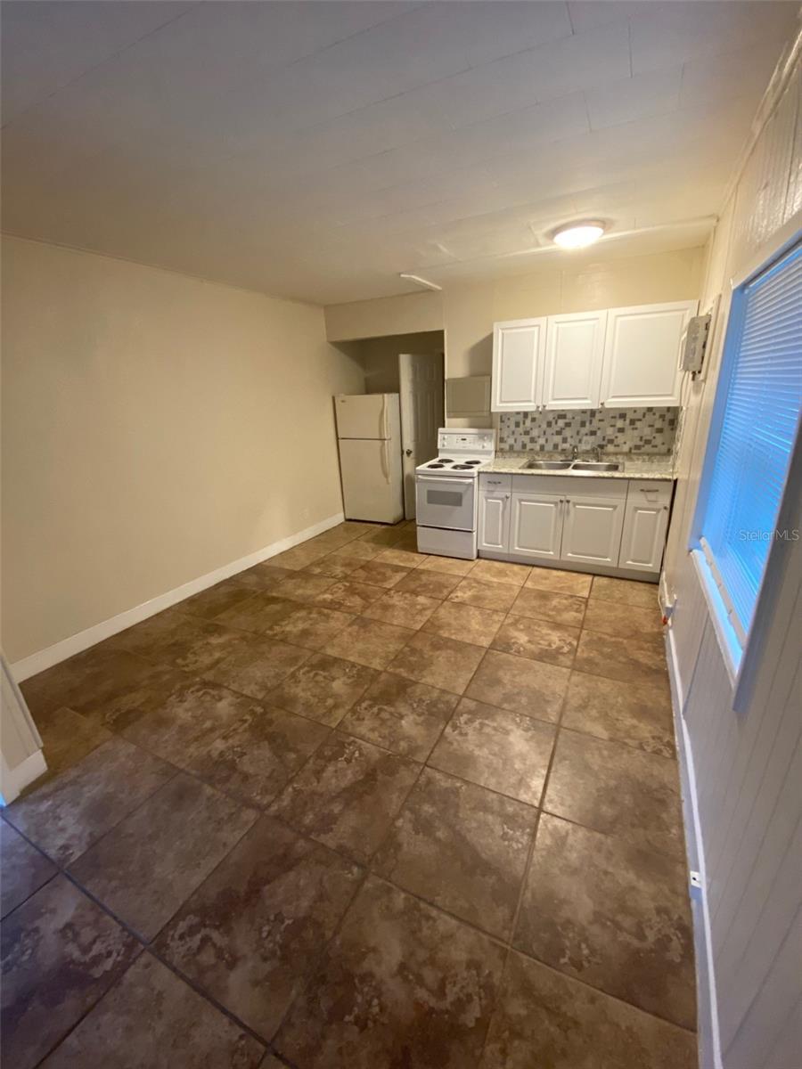 610 14TH ST N #2, ST PETERSBURG, FL, 33705