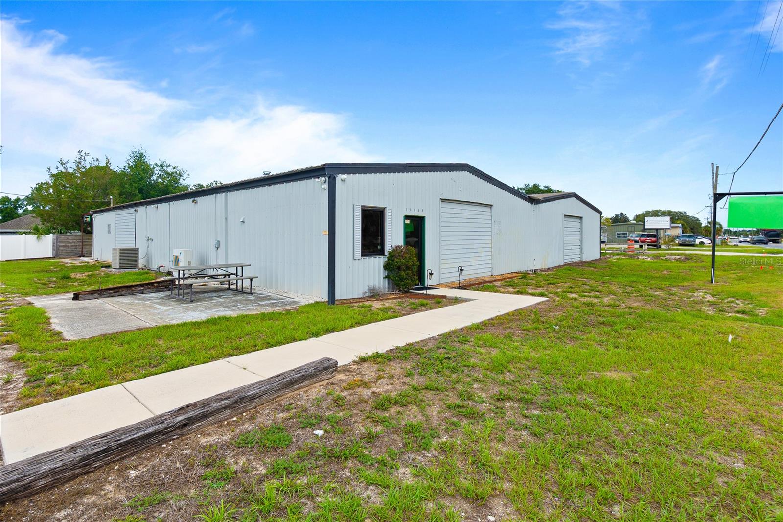 15617 OLD US HIGHWAY 441, TAVARES, FL, 32778