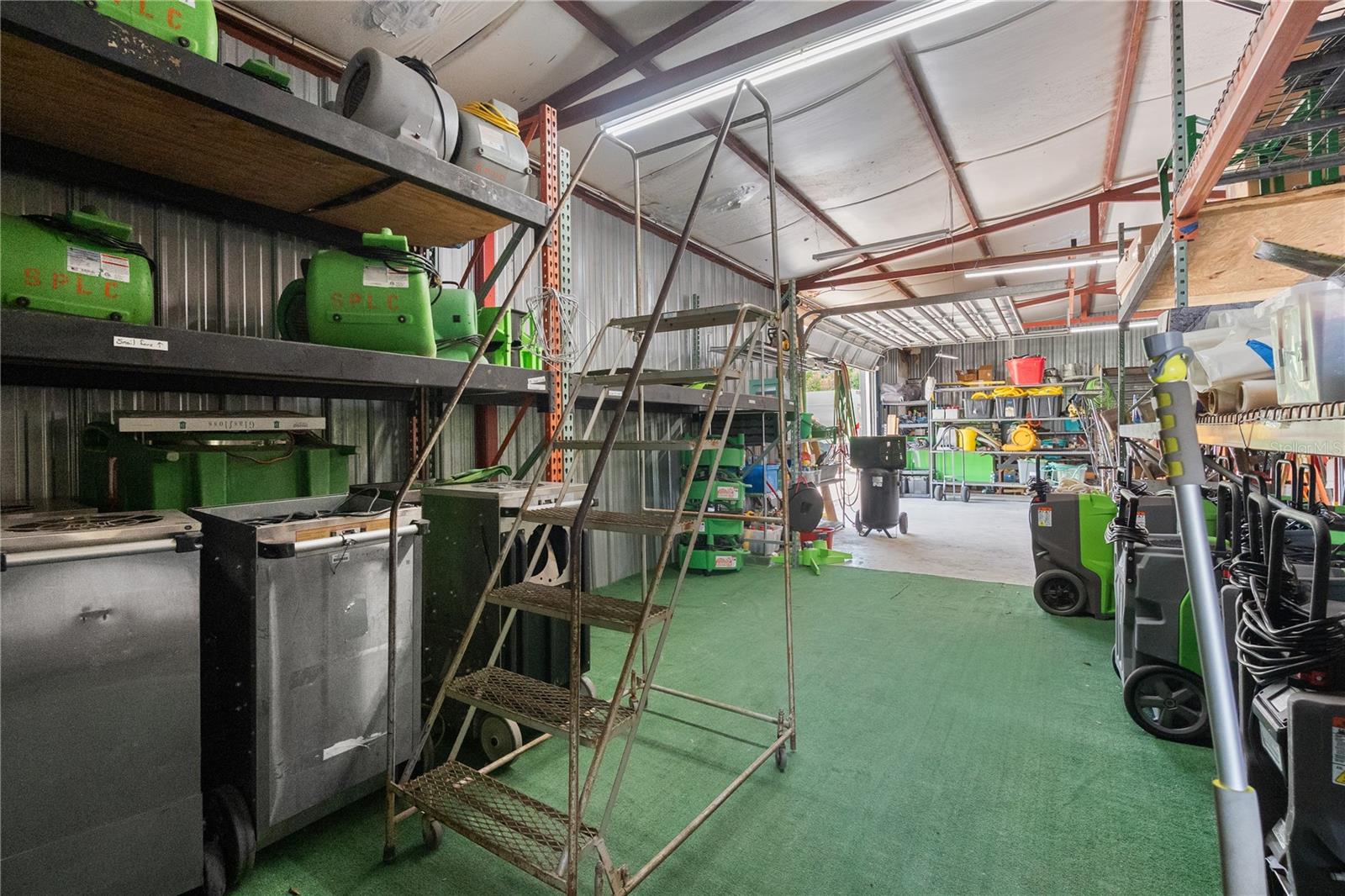 15617 OLD US HIGHWAY 441, TAVARES, FL, 32778