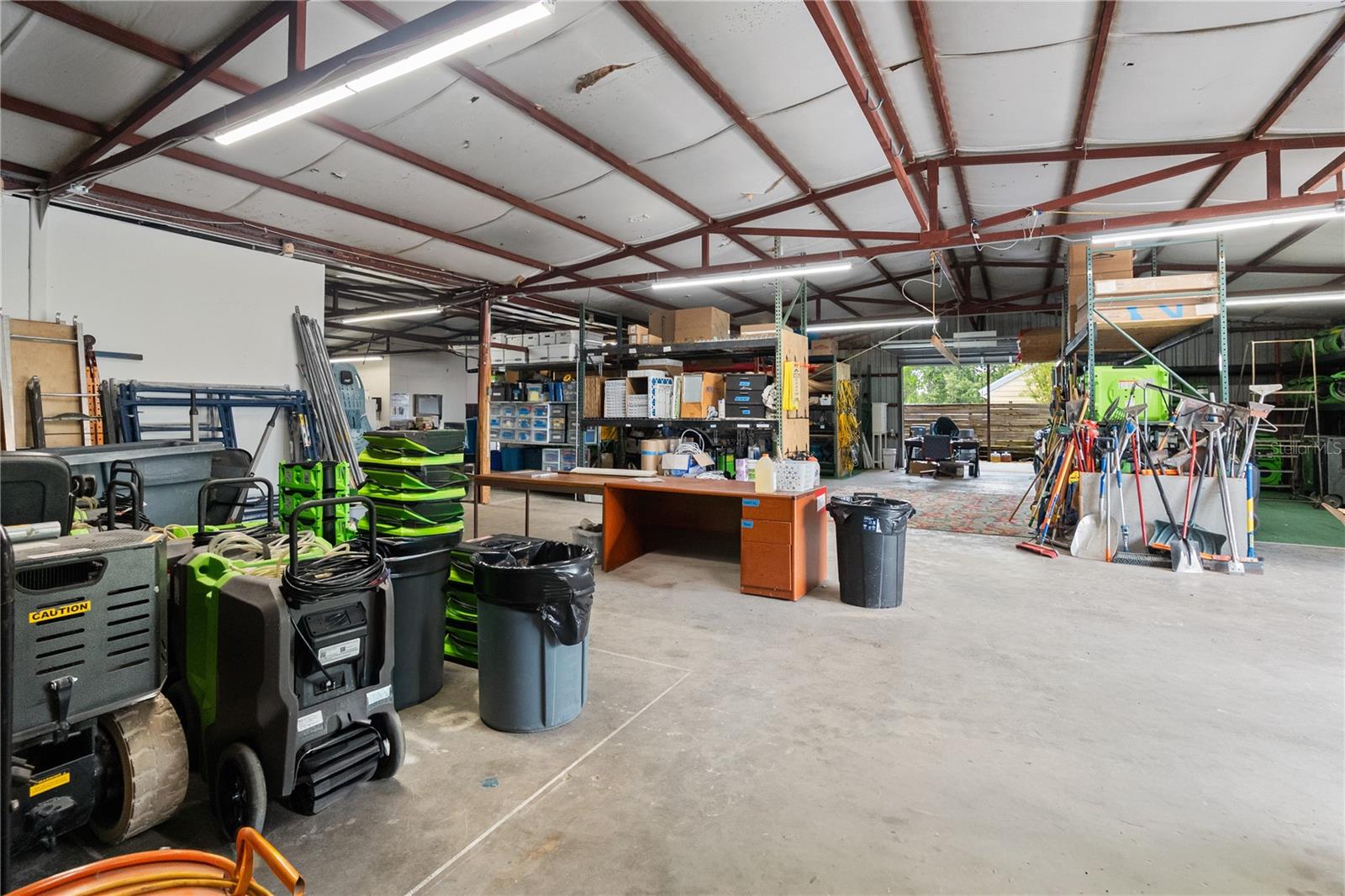 15617 OLD US HIGHWAY 441, TAVARES, FL, 32778